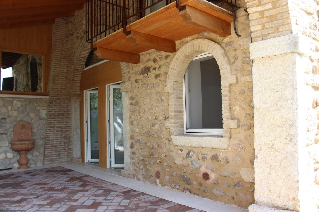 Giardino Degli Ulivi Lägenhet Caprino Veronese Exteriör bild